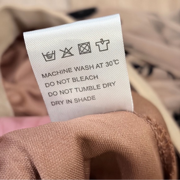 Chicwish Fairycore Goth Tulle Midi Skirt Flocked Floral Vintage Dark Academia S - Picture 8 of 8